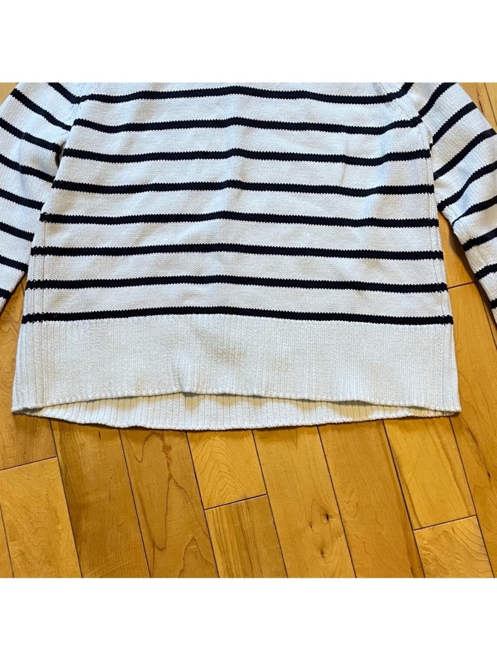 TUCKERNUCK Ivory and Navy Cotton Striped Bryant Sweater size small - Picture 3 of 9